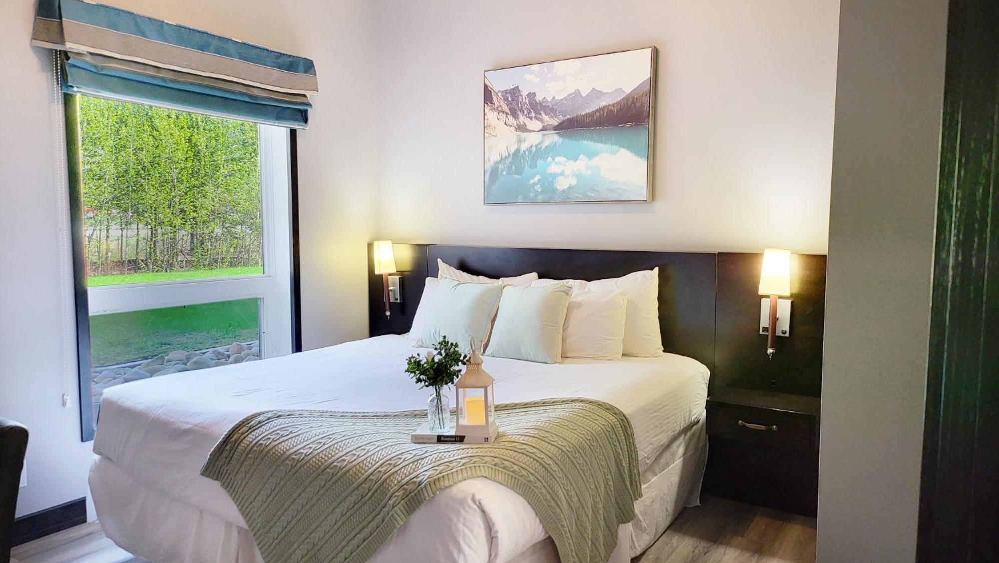 Nature'S Nook By Instant Suites Pool & Hottub Canmore Eksteriør bilde