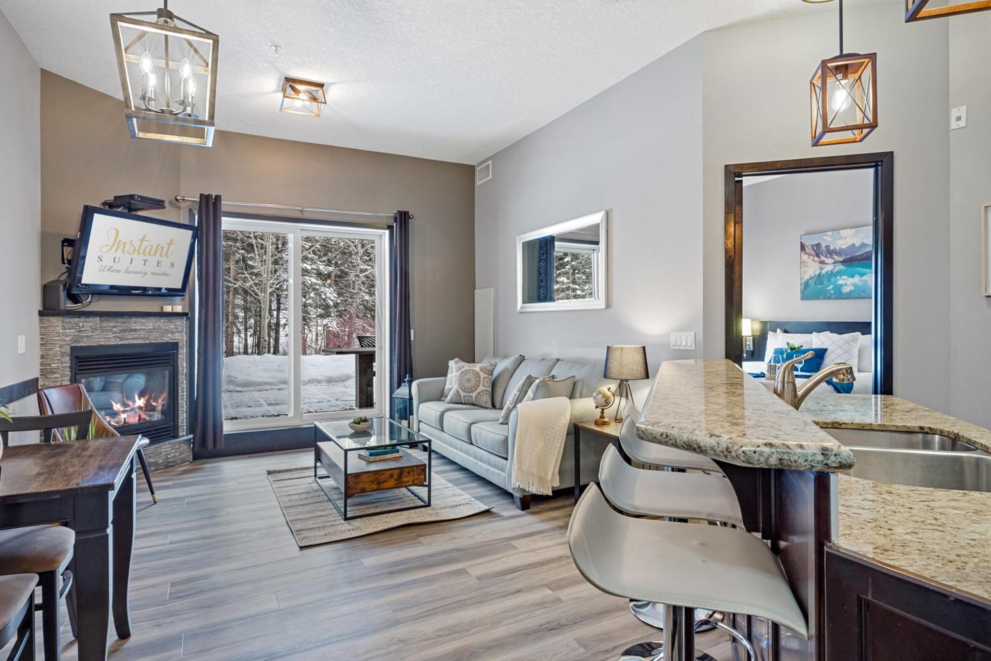 Nature'S Nook By Instant Suites Pool & Hottub Canmore Eksteriør bilde
